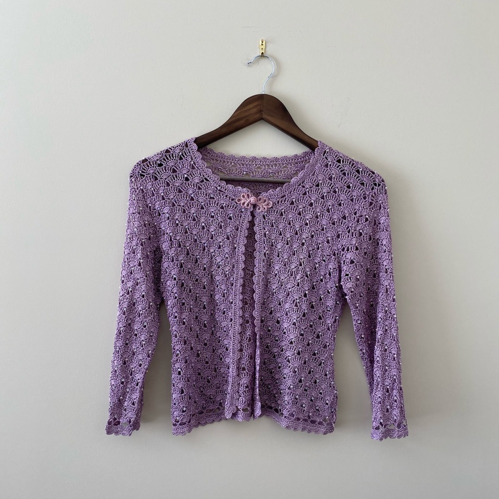 💕Sweater (No Brand Tag) with faux pearls.💕